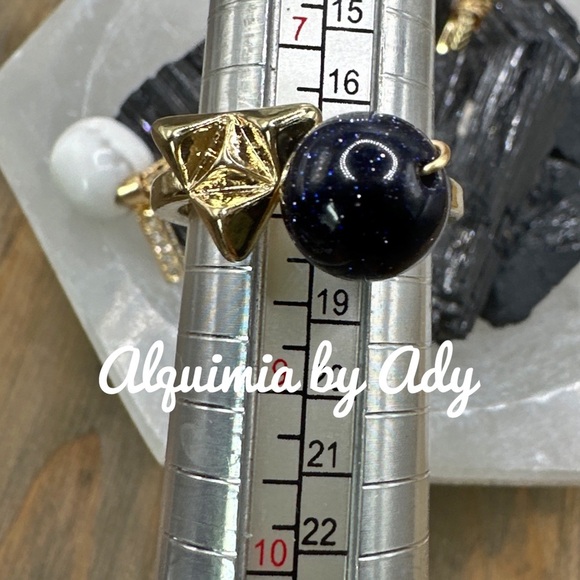 Handmade Gold sandstone wire wrapped chunky ring - Picture 4 of 4